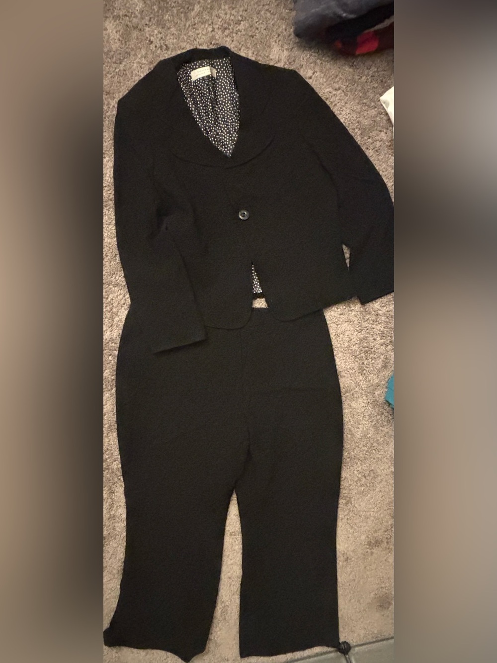 Tahari Black Blazer and Pants Suit Set